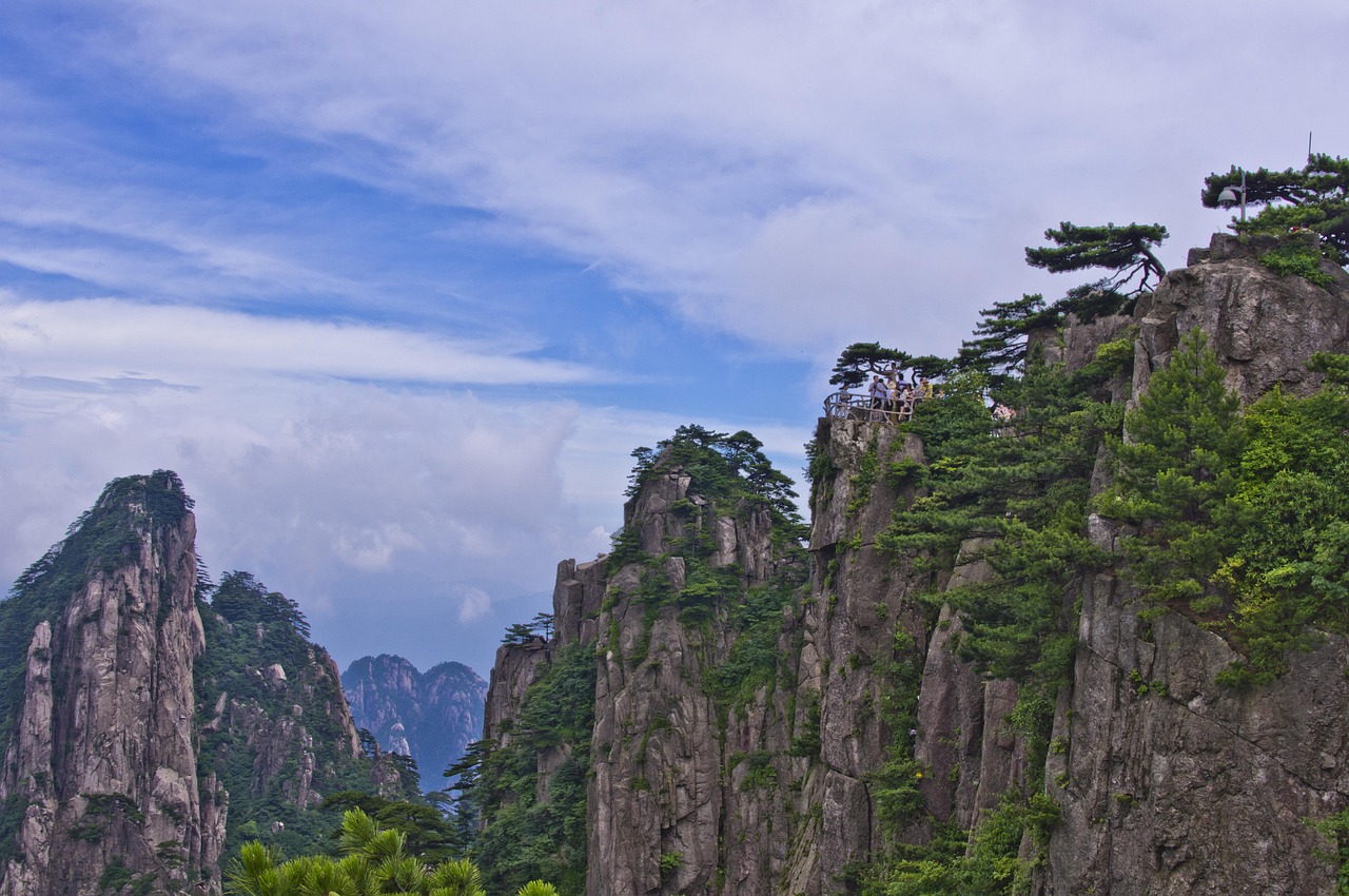 szf1988-huangshan-2457558_1280