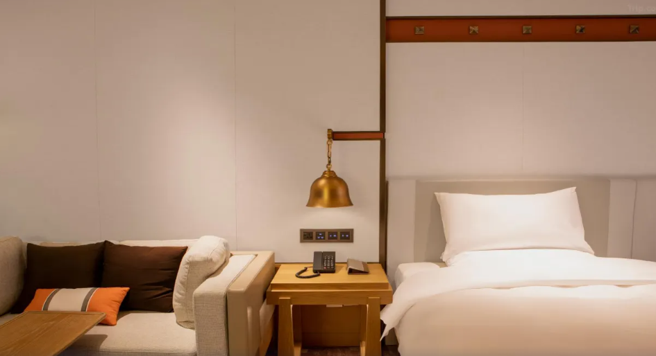 fc2c8a6e-1b3b-468f-946d-ad9b2604762a